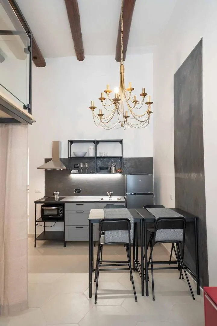 Franzese Apartment Sanita Naples Italy